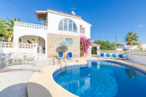 Villa w pool seaview in Cometa